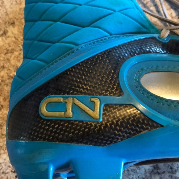 cn1 football cleats